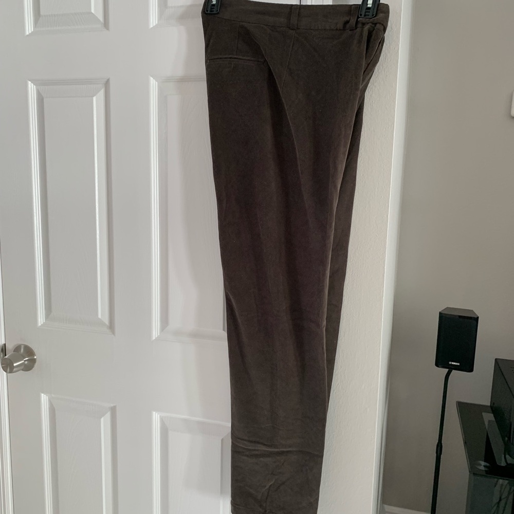 Gorgeous Corduroy pants pre-Owned size 10 great for work or casual wear